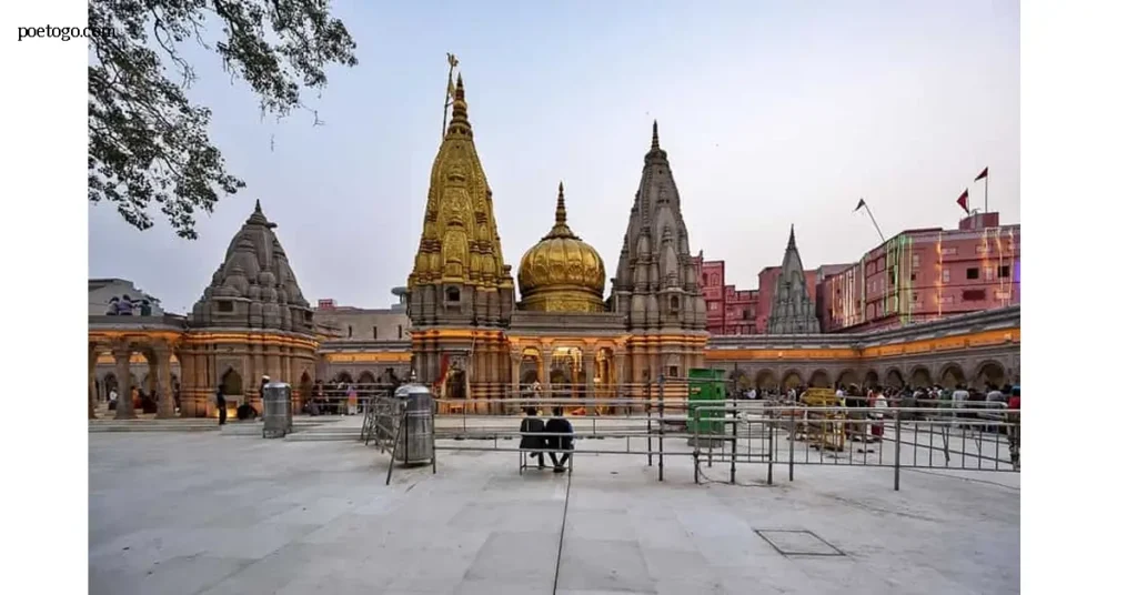 Kashi Vishwanath Temple เทวสถานศักดิ์สิทธิ์แห่งเมืองพาราณสี คือหนึ่งในสถานที่ศักดิ์สิทธิ์ที่สุดของศาสนาฮินดูซึ่งเชื่อกันว่าเป็นที่สถิตของ