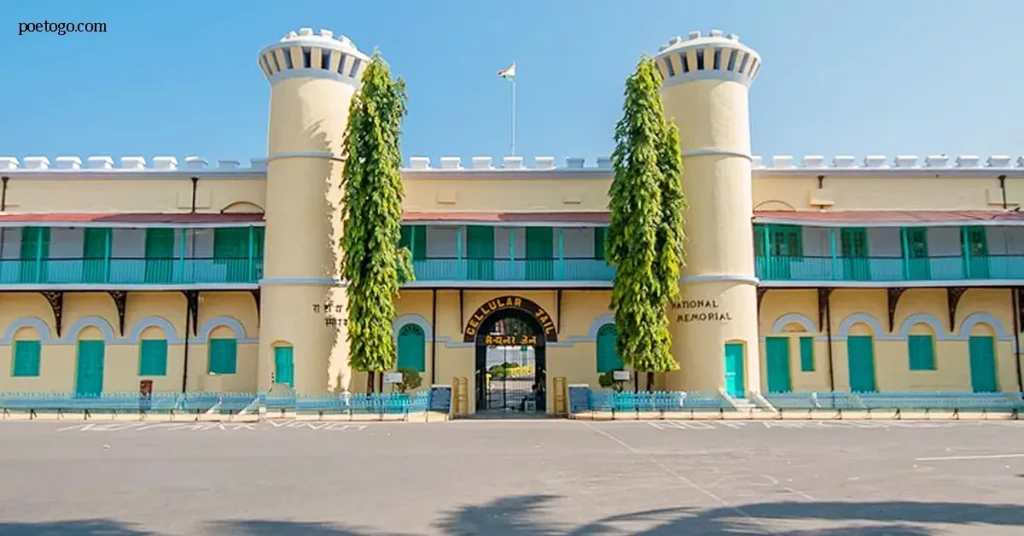 Cellular Jail เรือนจำเซลลูลาร์ ใกล้เมืองพอร์ตแบลร์ เป็นหนึ่งในอนุสรณ์สถานทางประวัติศาสตร์ที่ทรงคุณค่าที่สุดของประเทศอินเดีย สร้างขึ้นในช่วง