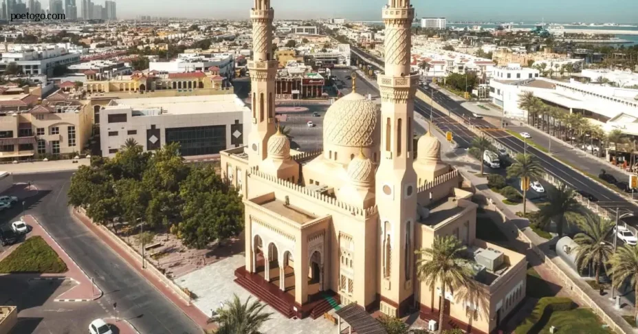 Jumeirah Mosque ประตูสู่ความเข้าใจวัฒนธรรมอิสลามใจกลางดูไบ Jumeirah Mosque